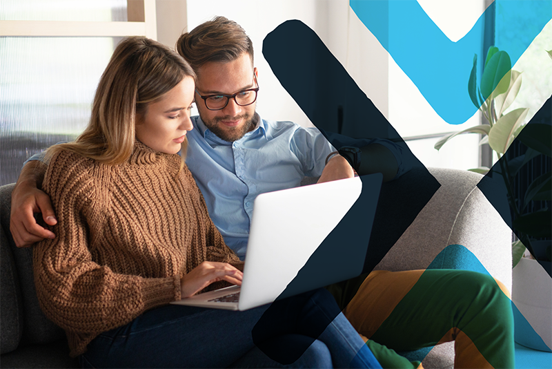 Couple on computer